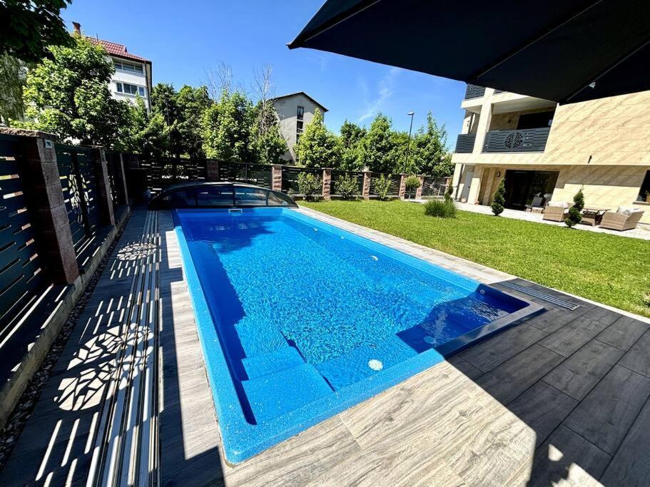 Vila Moste 2 - Free Parking & Pool, Ev Station リュブリャナ エクステリア 写真
