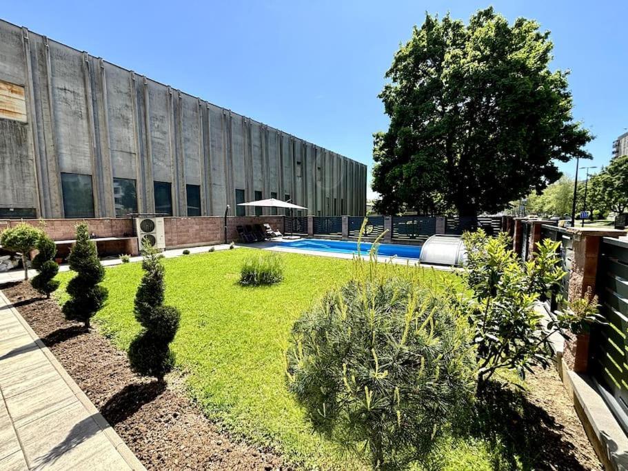 Vila Moste 2 - Free Parking & Pool, Ev Station リュブリャナ エクステリア 写真